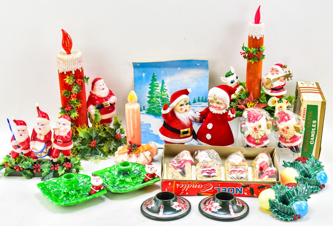 SANTA THEMED CHRISTMAS CANDLE COLLECTION (1 of 3)