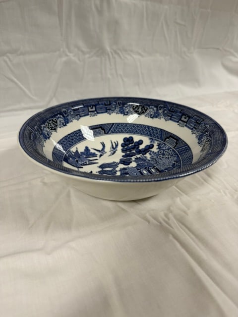 Churchill Dinnerware: Vintage Churchill Blue Willow fruit/dessert (sauce) bowl 8 3/8"