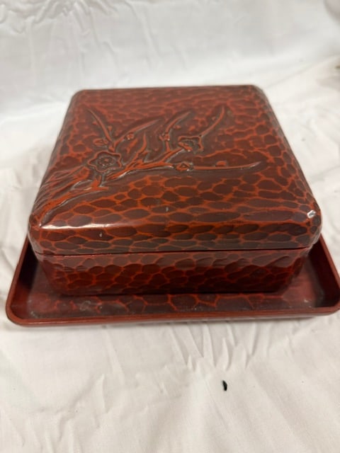 Lacquerware Box: Vintage Kamakura-bori carved lacquerware box with bamboo motif