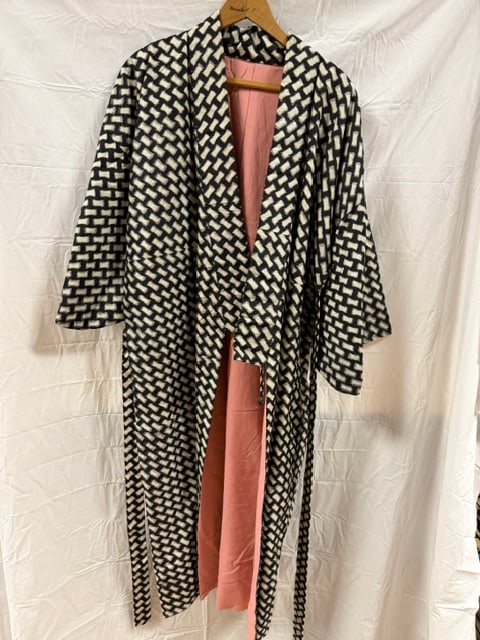 Japanese Silk Kimono: Silk kimono robe with geometric black and white pattern w/pink lining