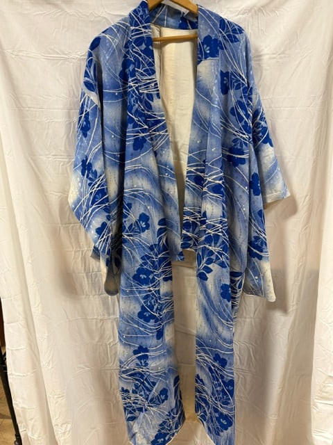 Japanese Japanese Cotton: Vintage Japanese cotton kimono with indigo wave pattern