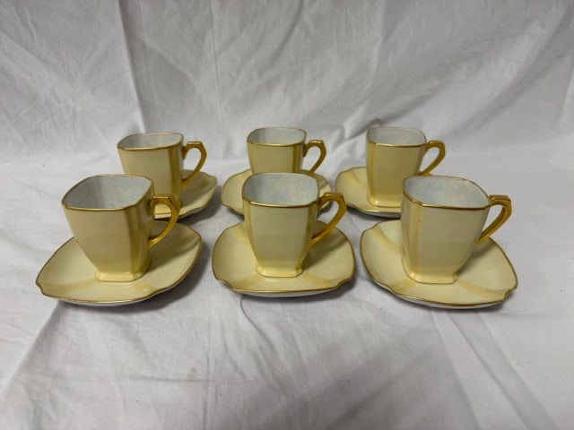 Porcelain Demitasse Cups: Porcelain demitasse cup and saucers 6 quantitiy