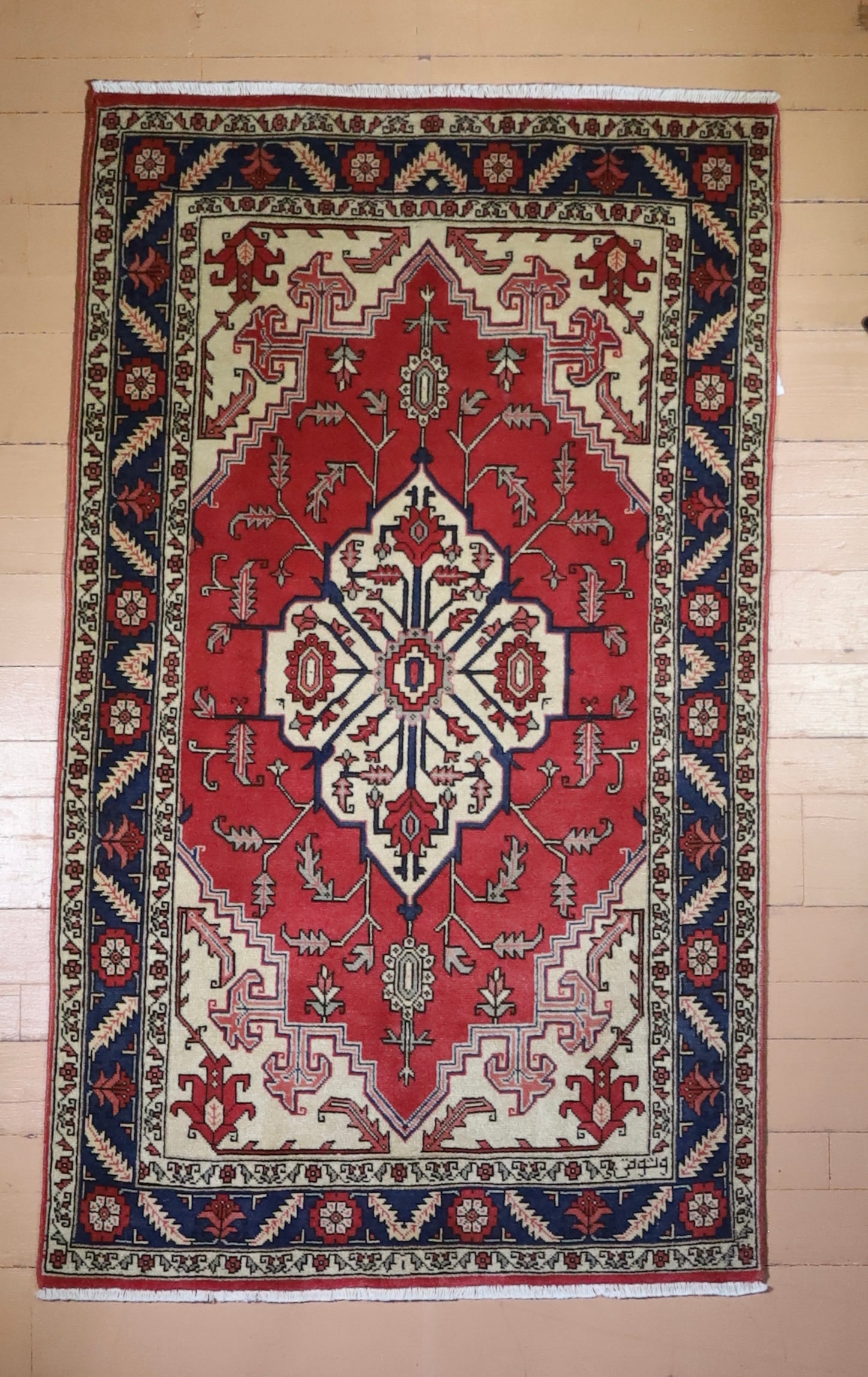 Heriz Rug 3'3 x 5'4 (1 of 5)