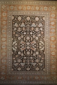 Semi-Antique Ziegler Rug 13'5 x 17'1