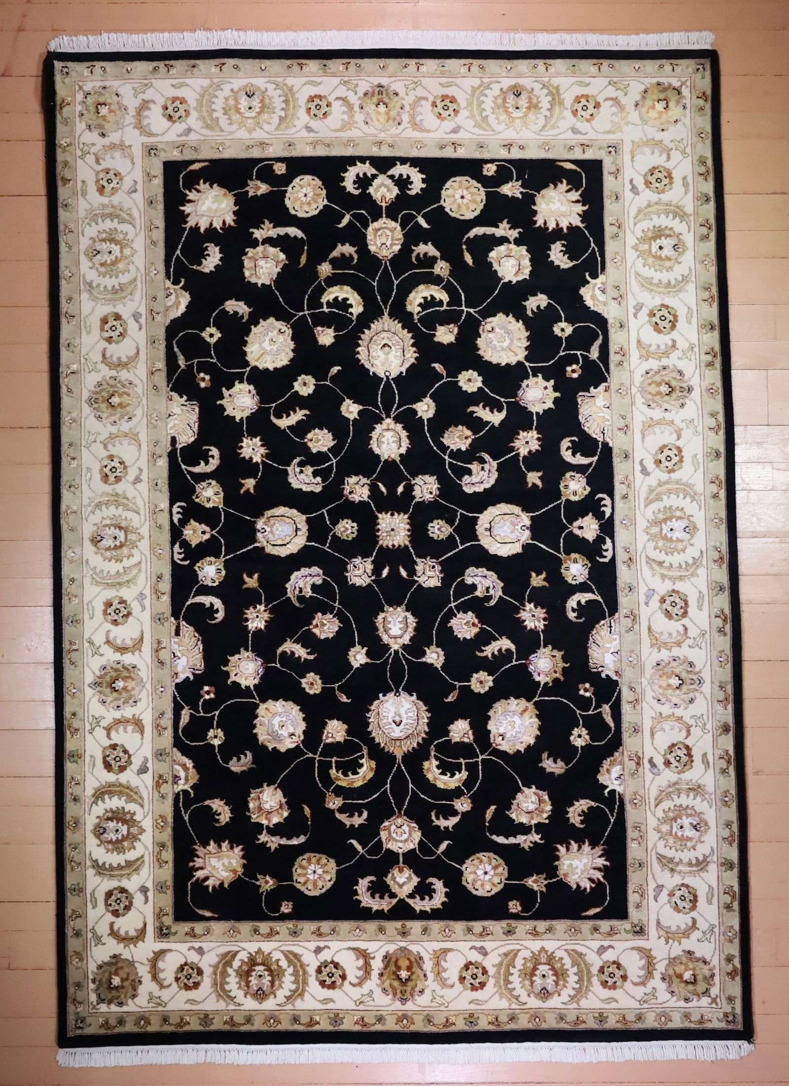 Tabriz Rug 6'1 x 9'0 (1 of 6)