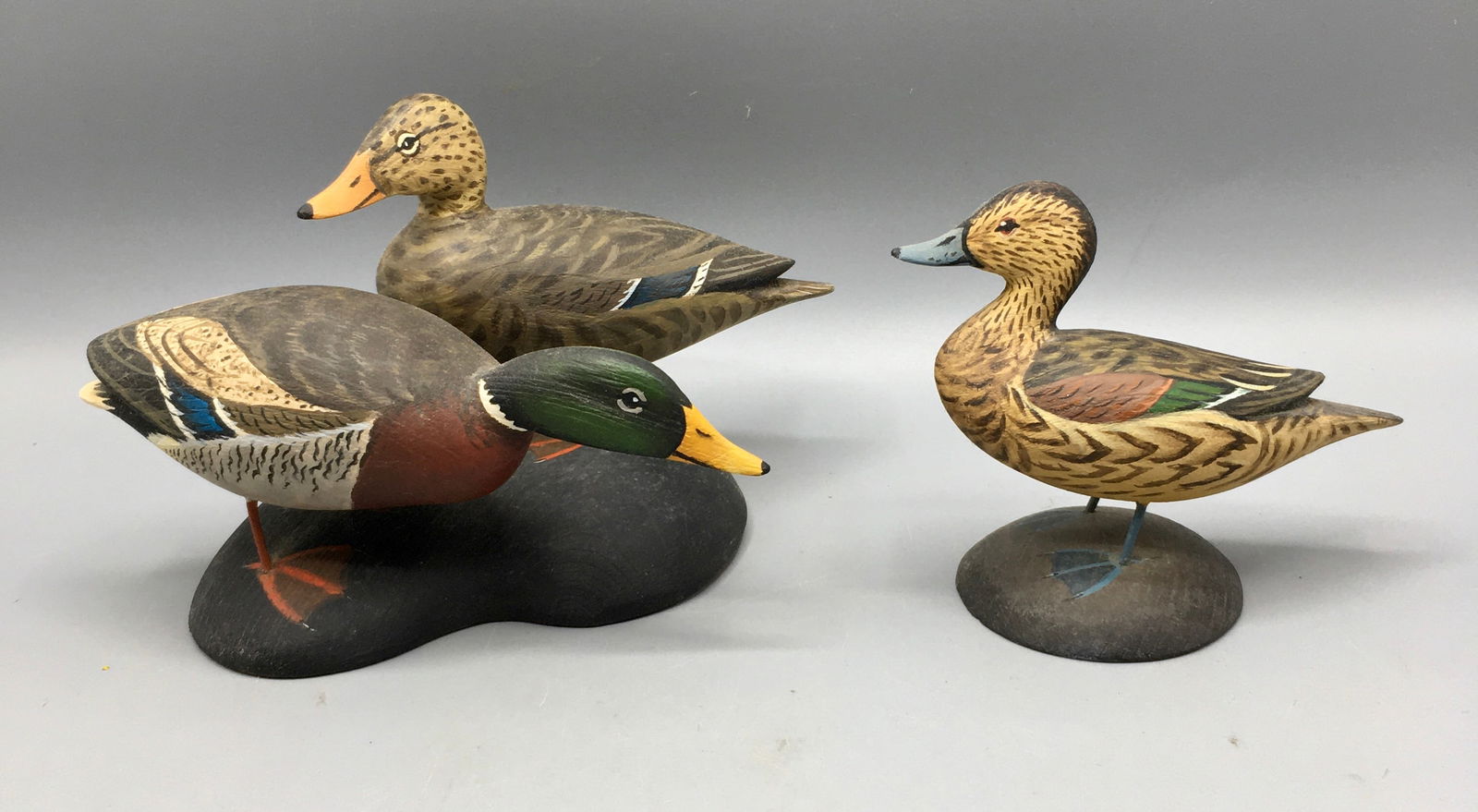 Two Miniature Duck Carvings by Anthony Hillman (1 of 4)