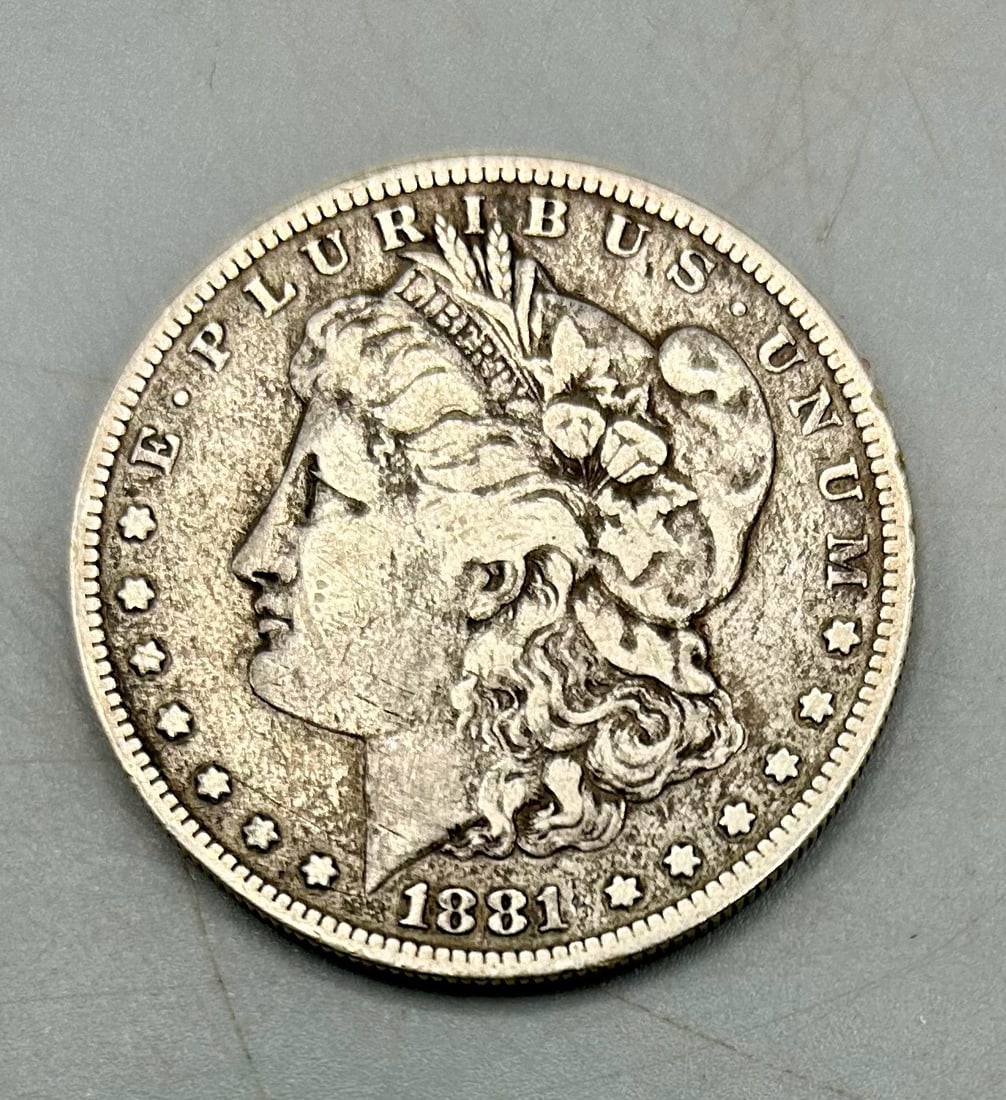 United States of America 1881 - S Morgan Silver $ (1 of 2)