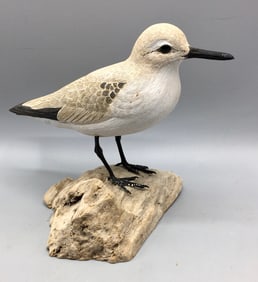 Sandpiper Carving by Reid Higgins