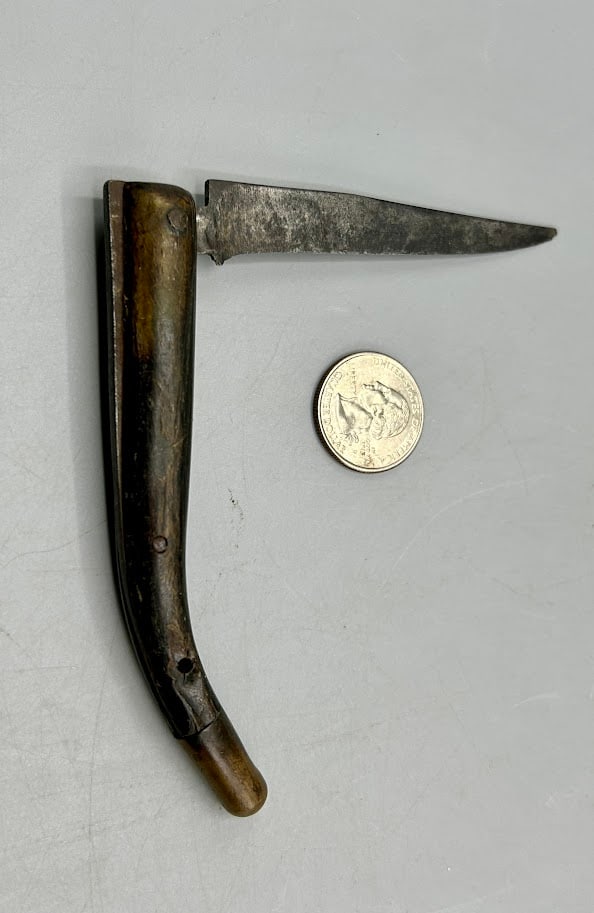 Horn Handled Folding Knife (1 of 5)