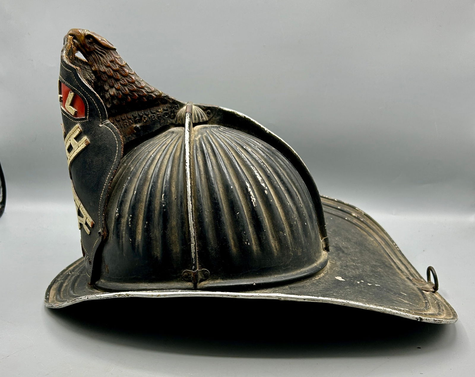 Cairns and Bro NY Fireman's Helmet (1 of 7)