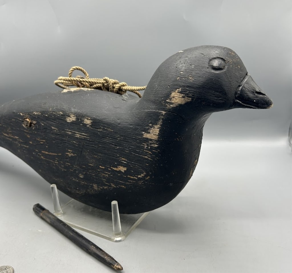 Over Size Primitive Crow Decoy Carving (1 of 4)