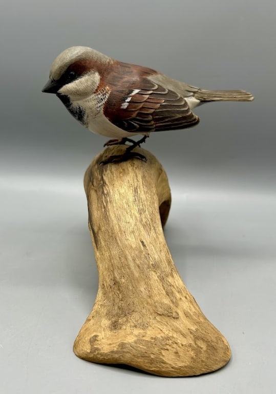 House Sparrow Carving by Nelson & Phyllis Thomas (1 of 4)