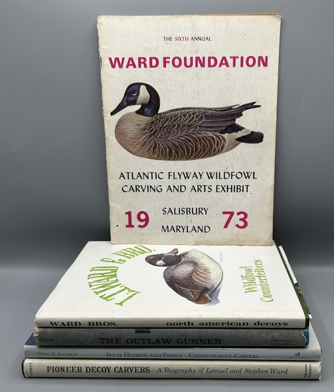 Four Decoy Collecting Books and a Pamphlet (1 of 1)