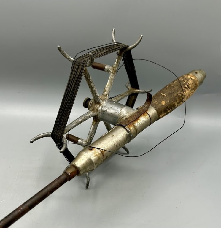 Six Spoke Fishing Reel and a White's AutoFisher (1 of 5)