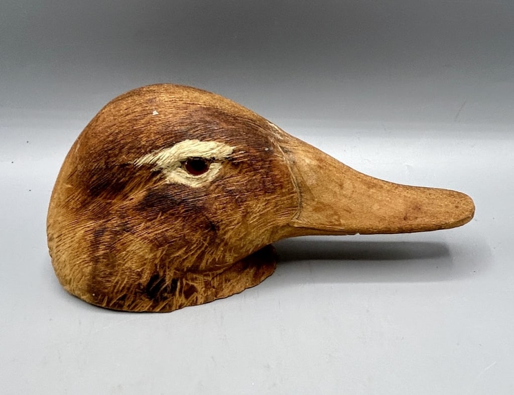 Decoy Head attr, to Scheeler and a Robin Carving (1 of 6)