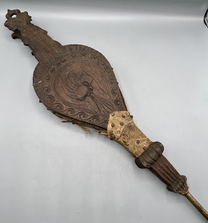 Antique Carved Bellows Wind Motif (1 of 4)