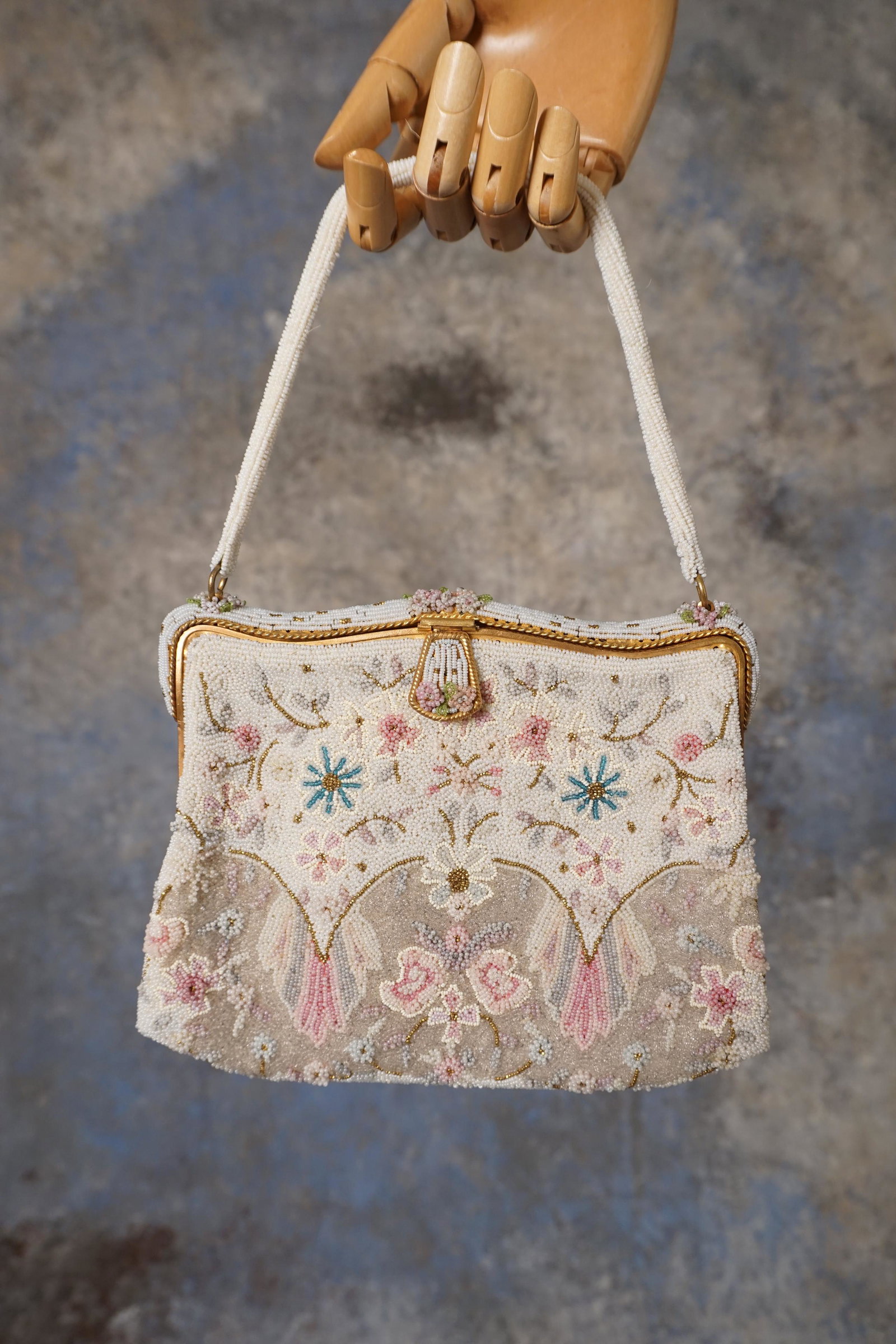 Vintage 1940s French Beaded Handbag (1 of 6)
