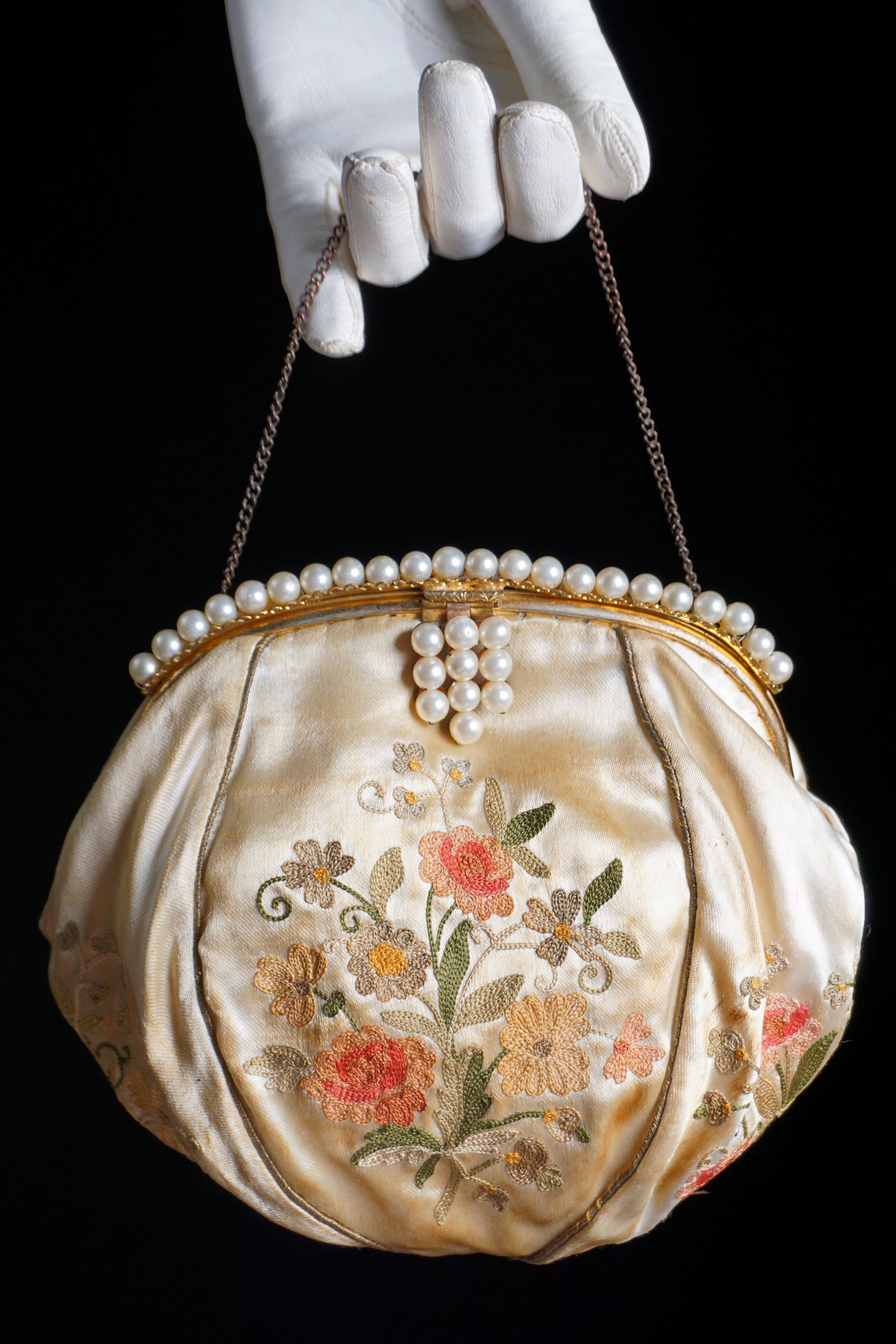 Antique French satin tambour embroidered pearl purse (1 of 13)