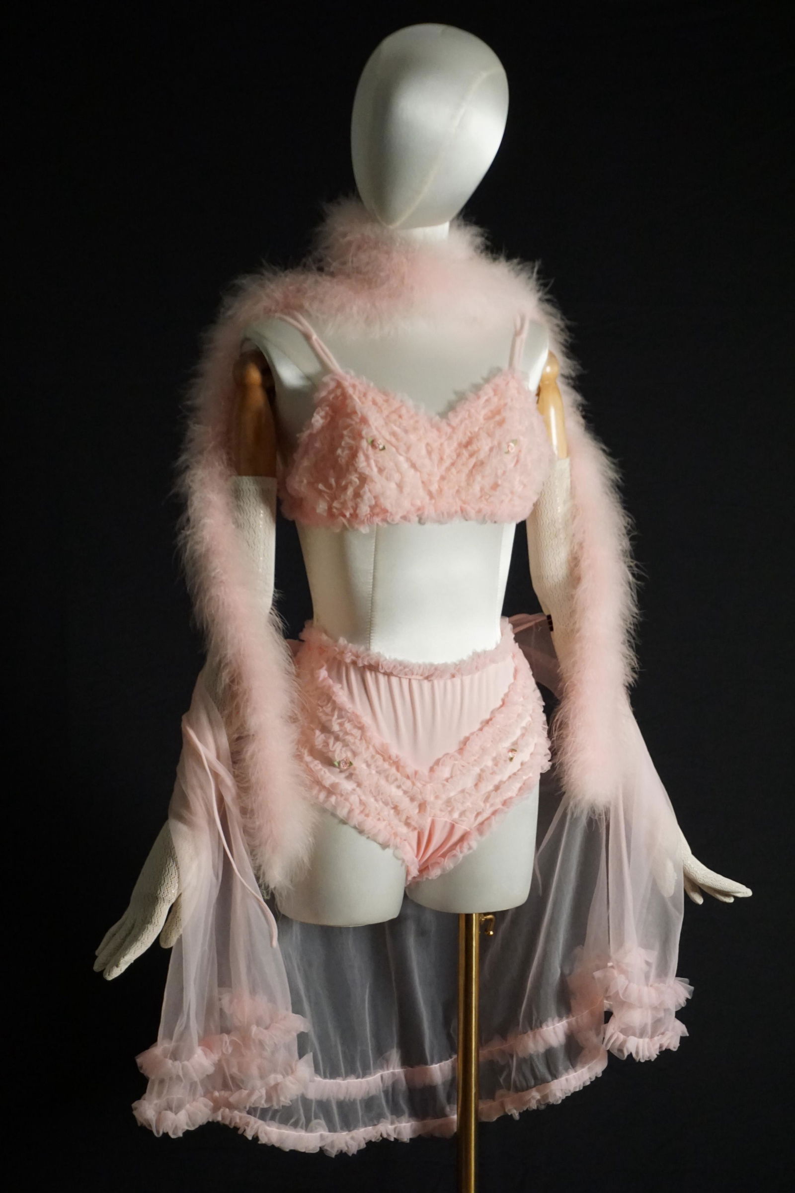 Vintage pink ruffled nylon lingerie set four piece (1 of 9)