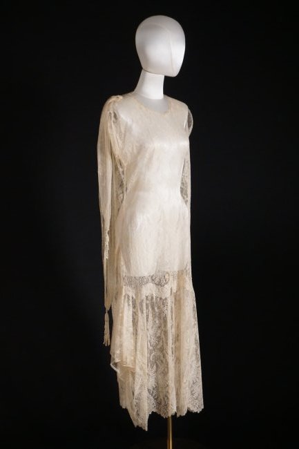 Antique Edwardian 1920s Chantilly lace dress with pearls (1 of 11)