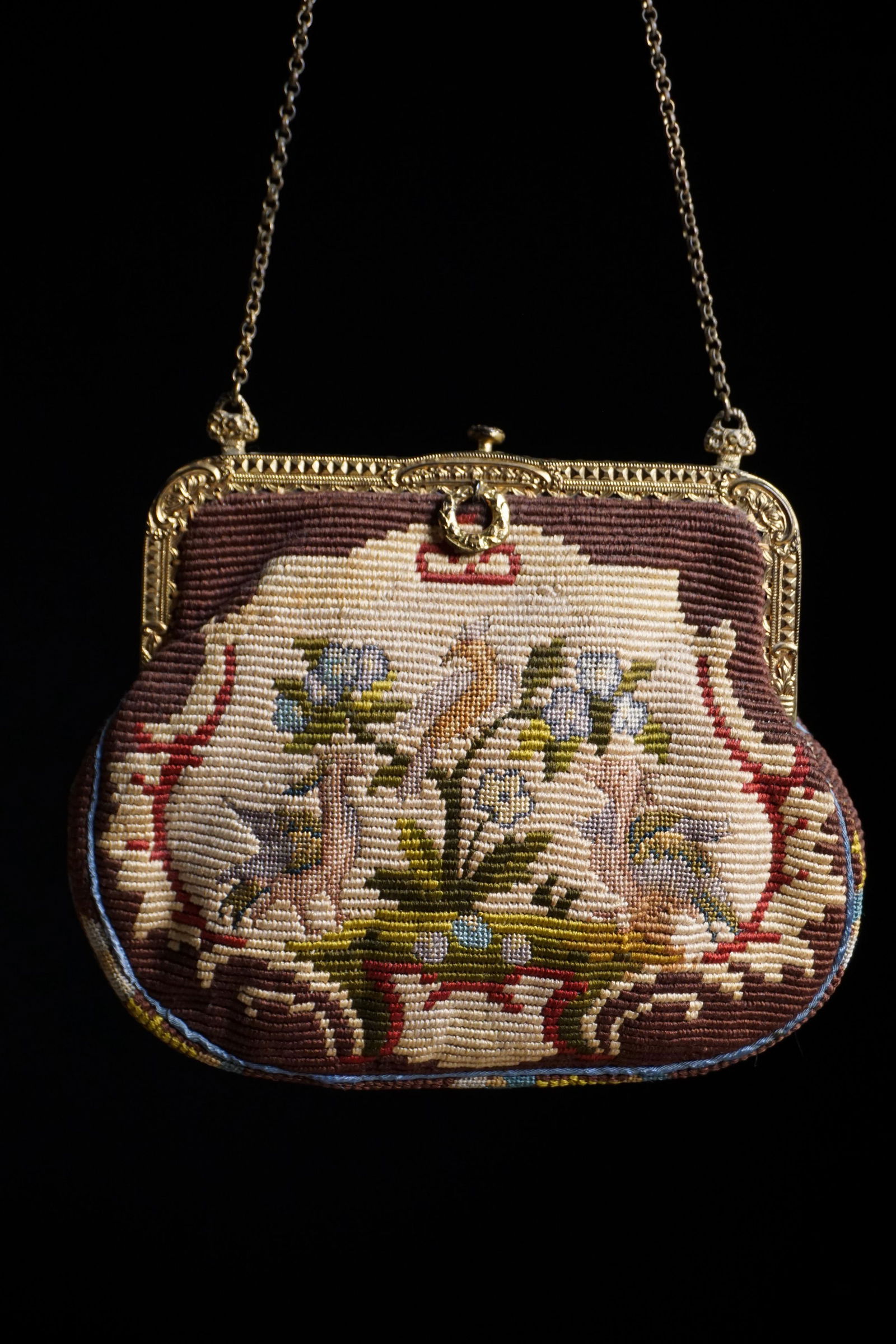 Antique figural needlepoint bird purse dated 1925 (1 of 8)