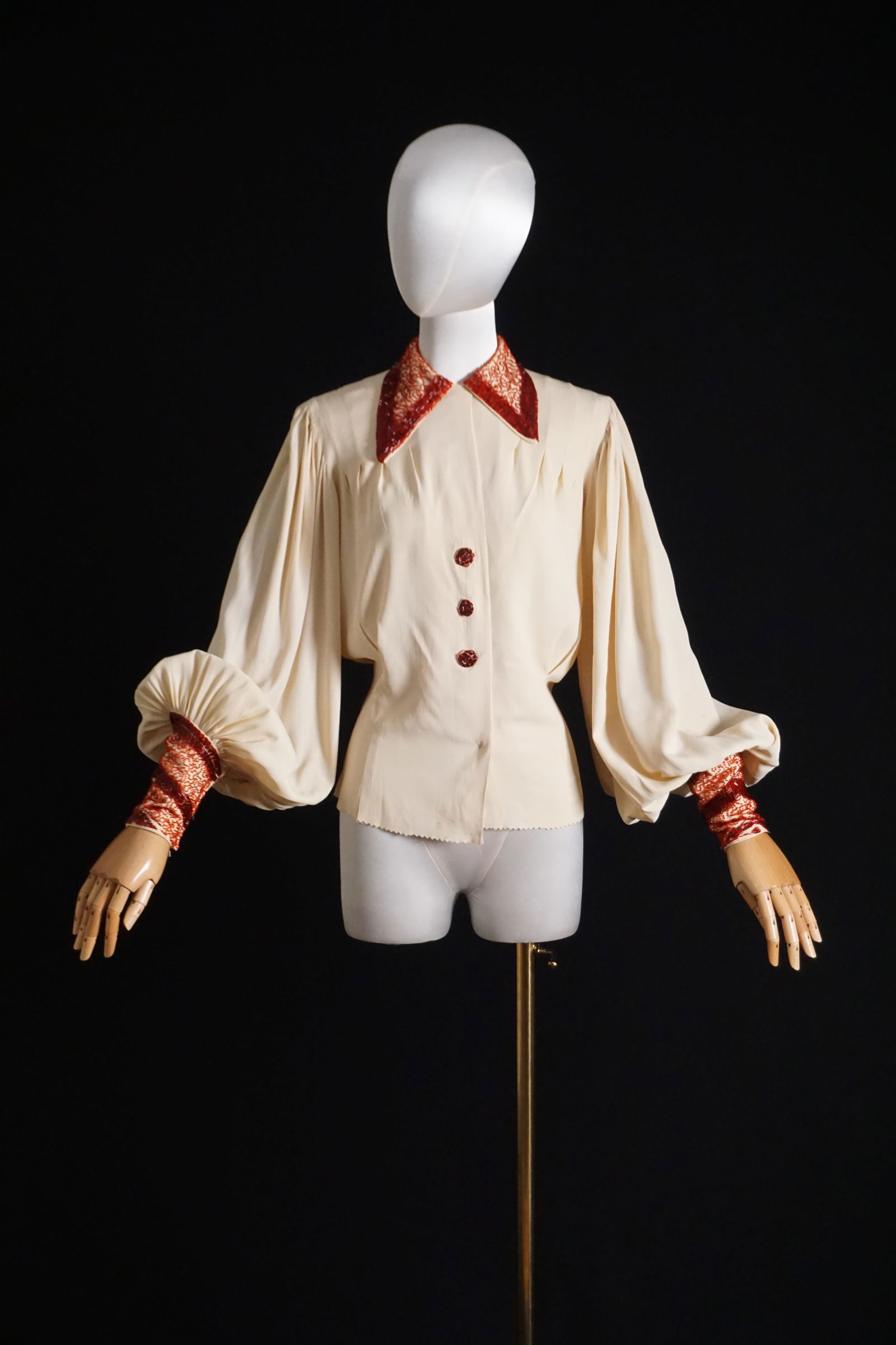 Vintage 1940s glass embroidered blouse, Polly Manning Importers (1 of 16)