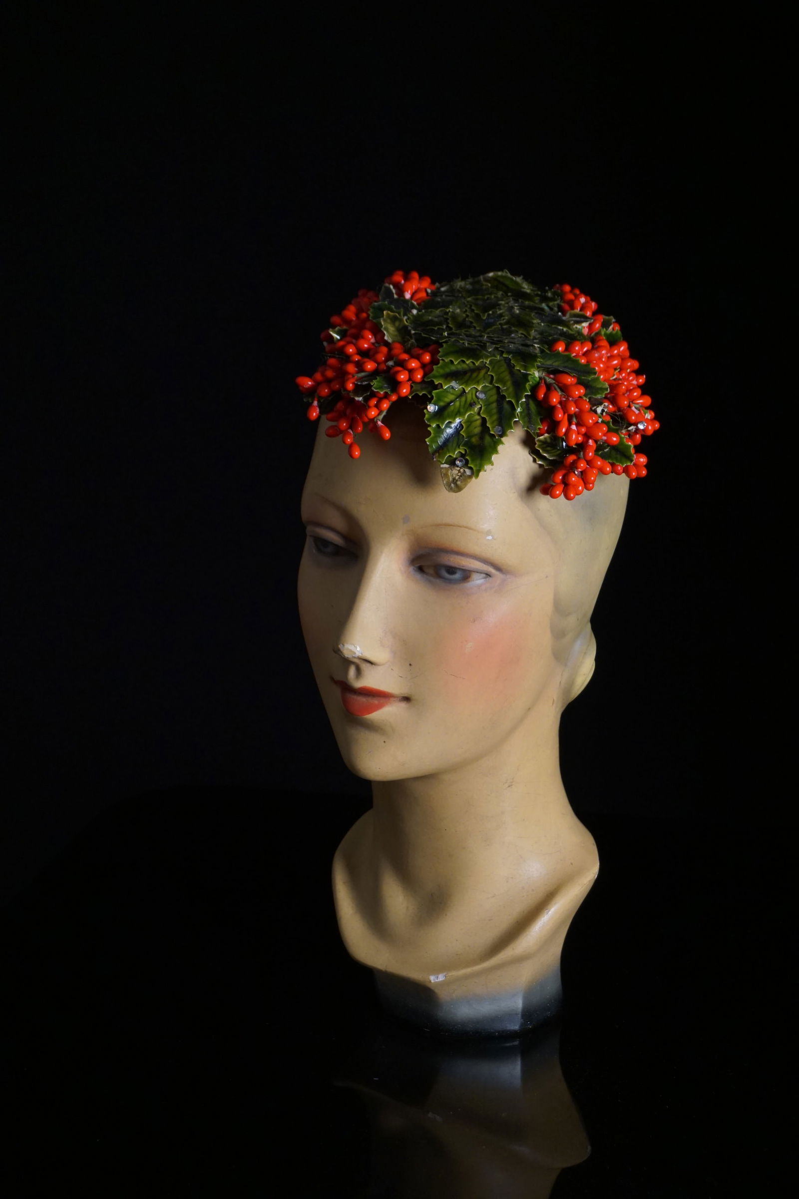 Vintage 1940s mistletoe fascinator hat (1 of 7)