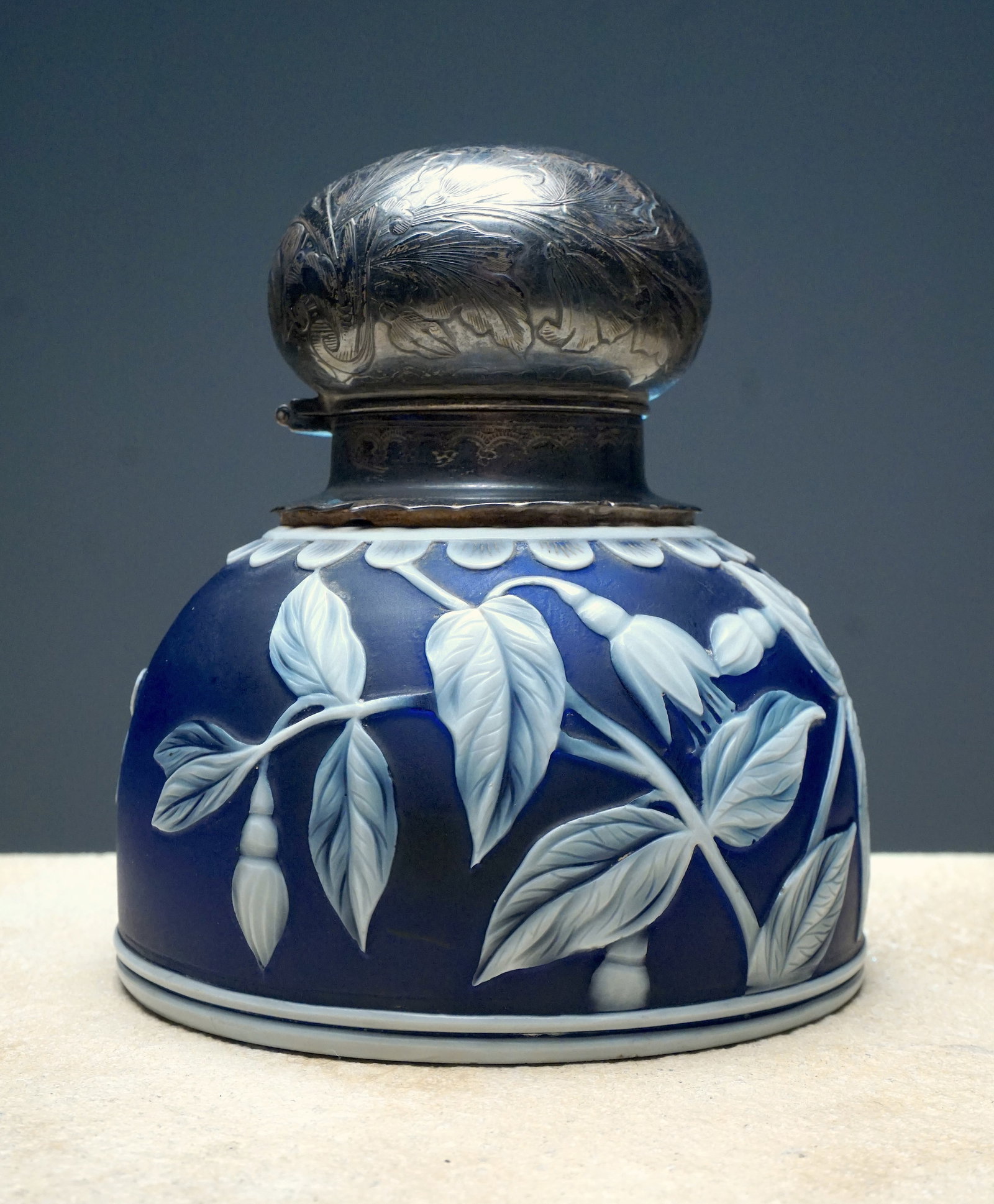 A large Thomas Webb English cameo glass and sterling inkwell (1 of 8)