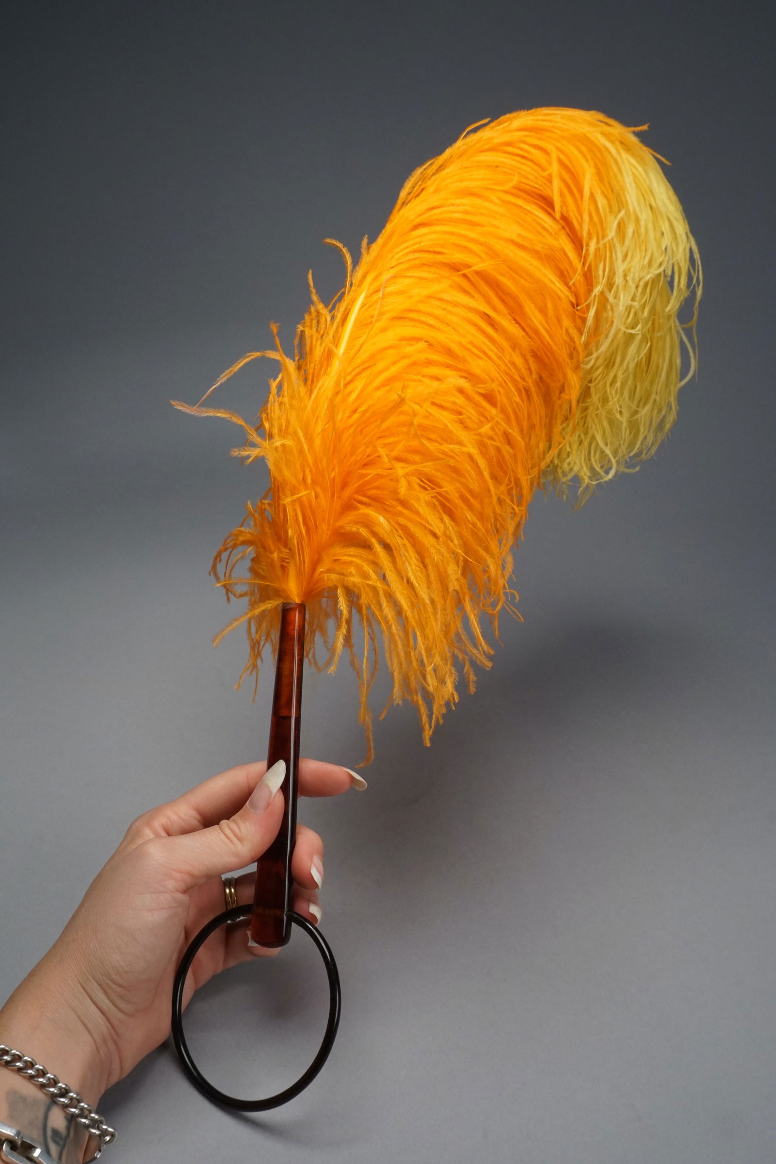 Vintage 1920s ostrich feather boudoir hand fan (1 of 9)