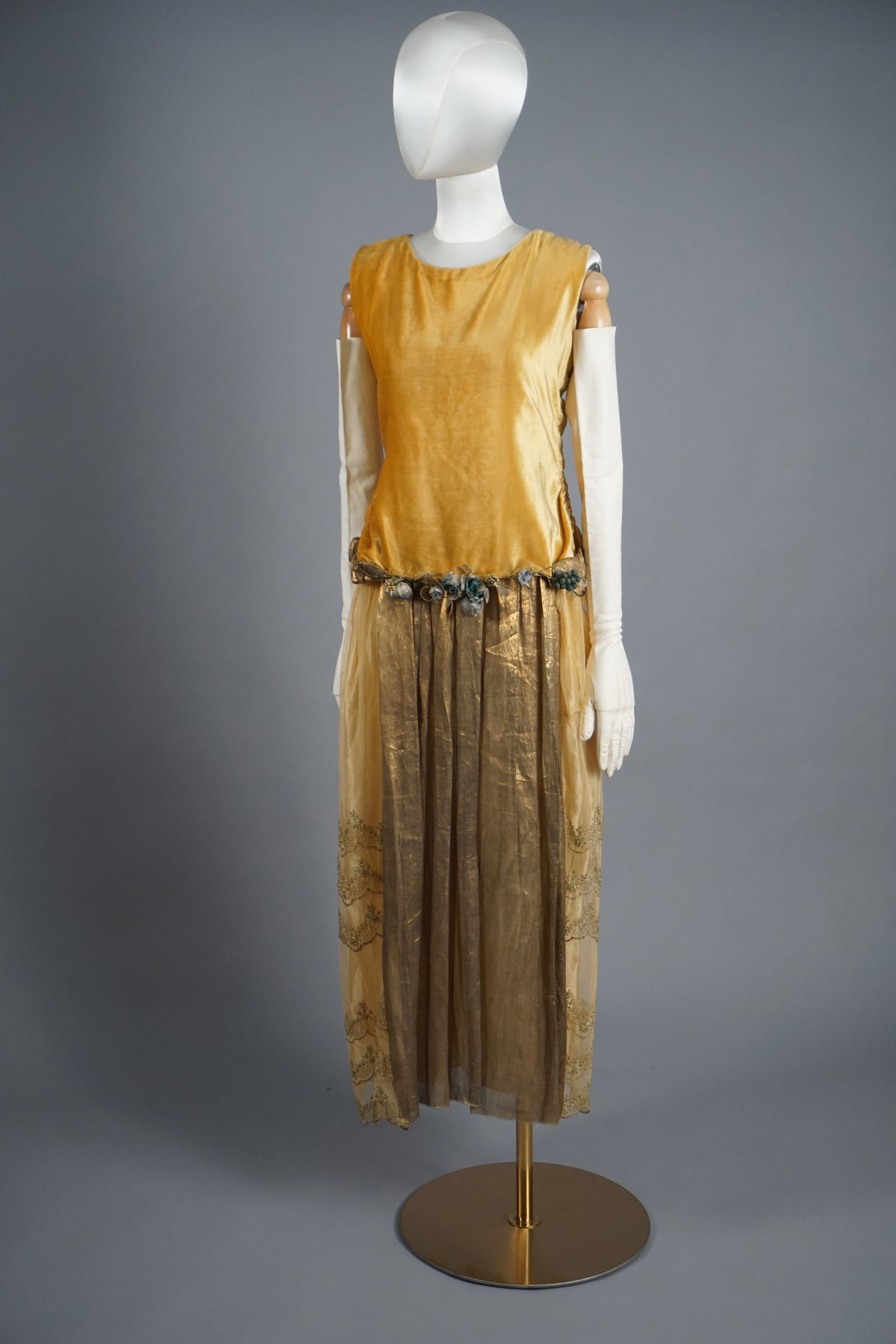 Vintage 1920s Yellow Silk Velvet Metallic Lace Dress (1 of 15)