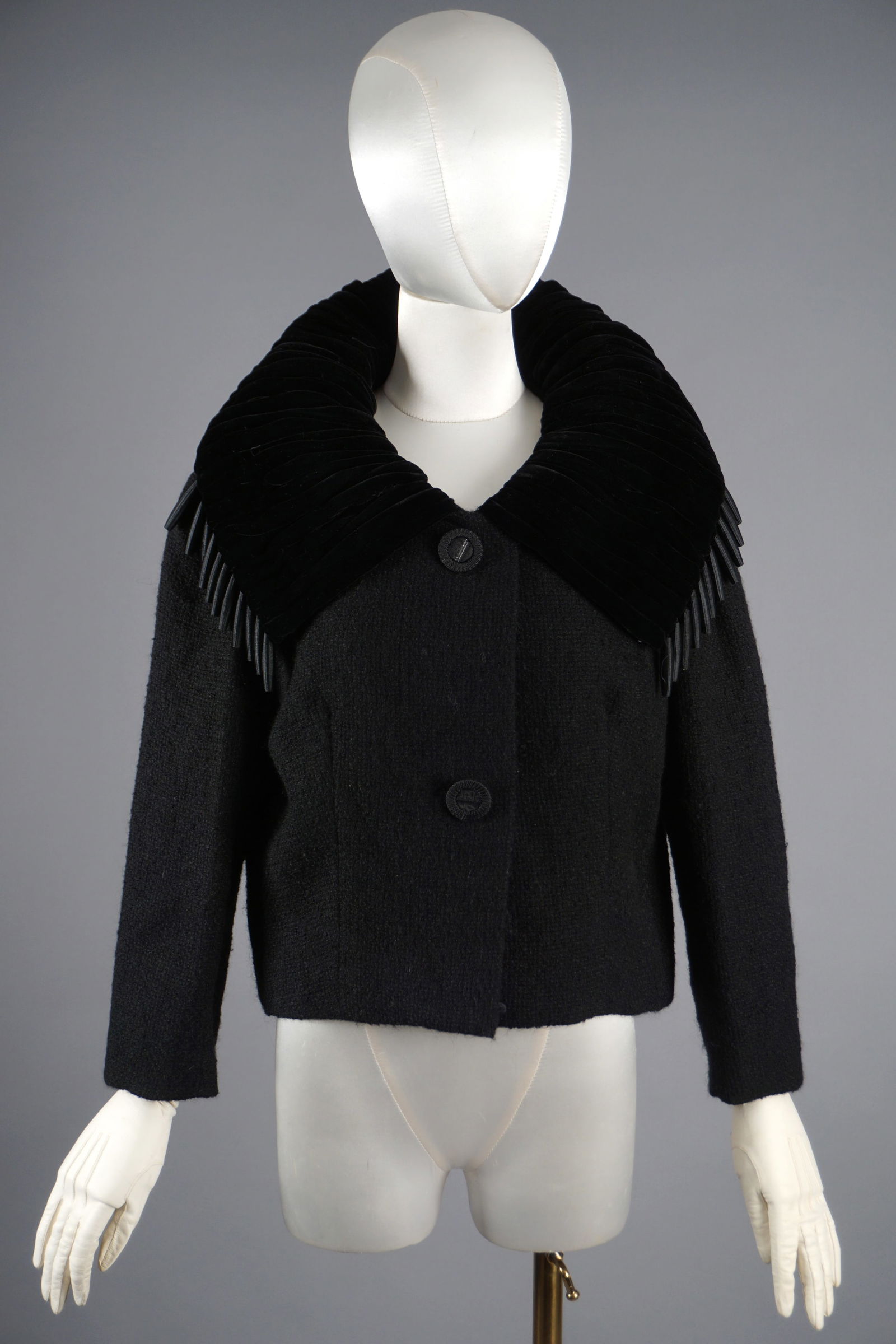 Vintage 1950s Tweed Wool Jacket with Velvet Collar, Fringe Tassels (1 of 7)