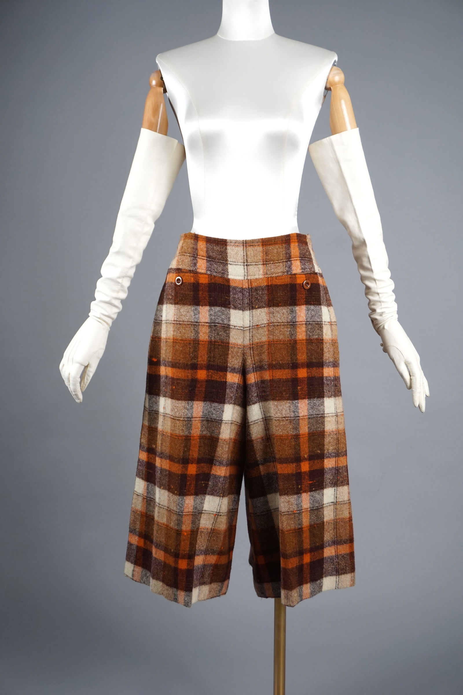 Vintage 1970s French Cacharel Plaid Wool Culottes Shorts (1 of 7)