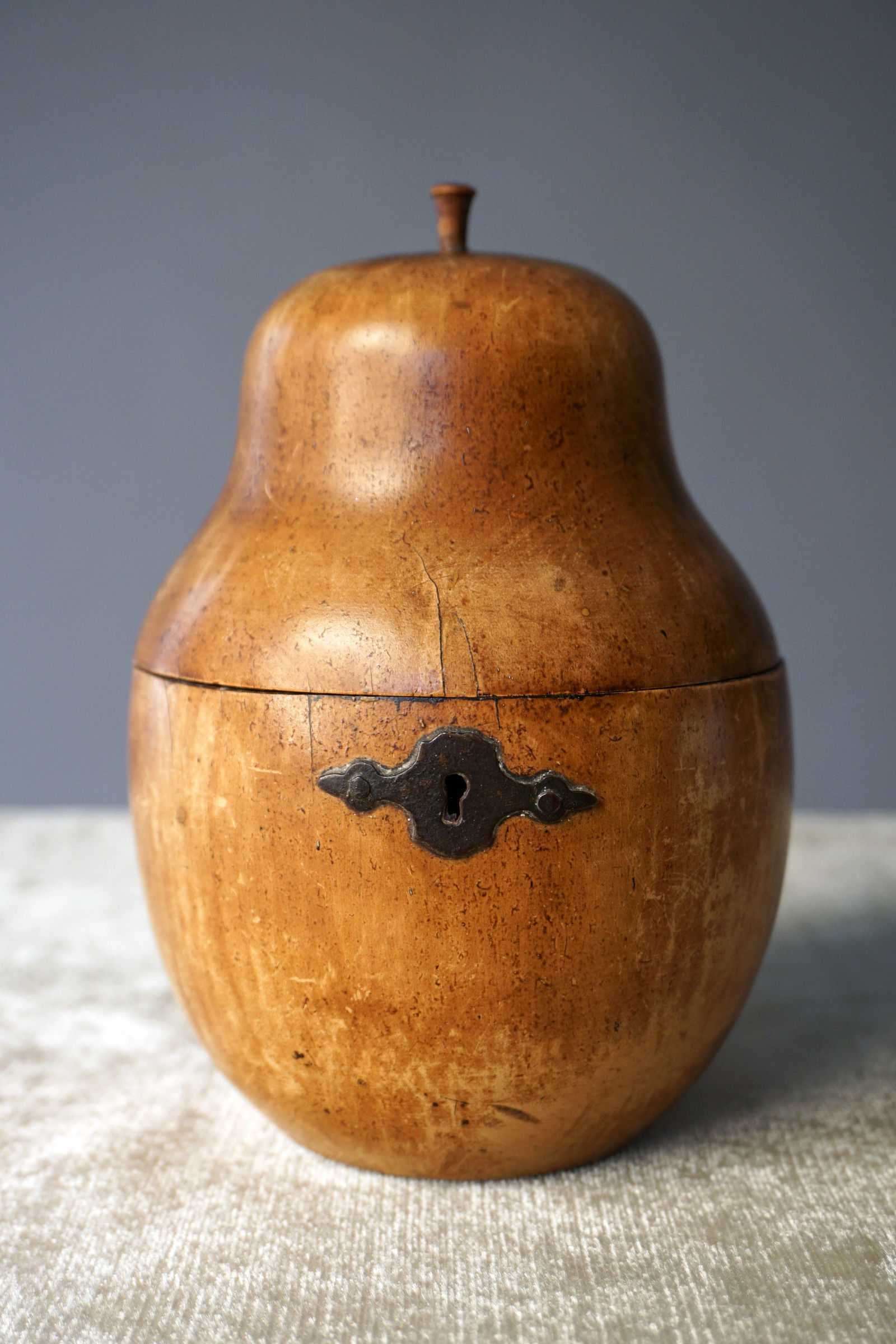 Early 19th Century Pear Tea Caddy British or Continental (1 of 12)
