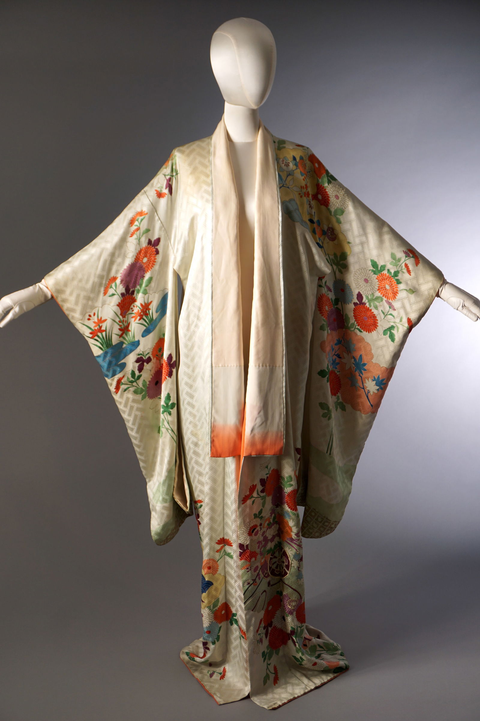 Vintage Silk Satin Kimono with Floral and Cloud Motifs (1 of 10)