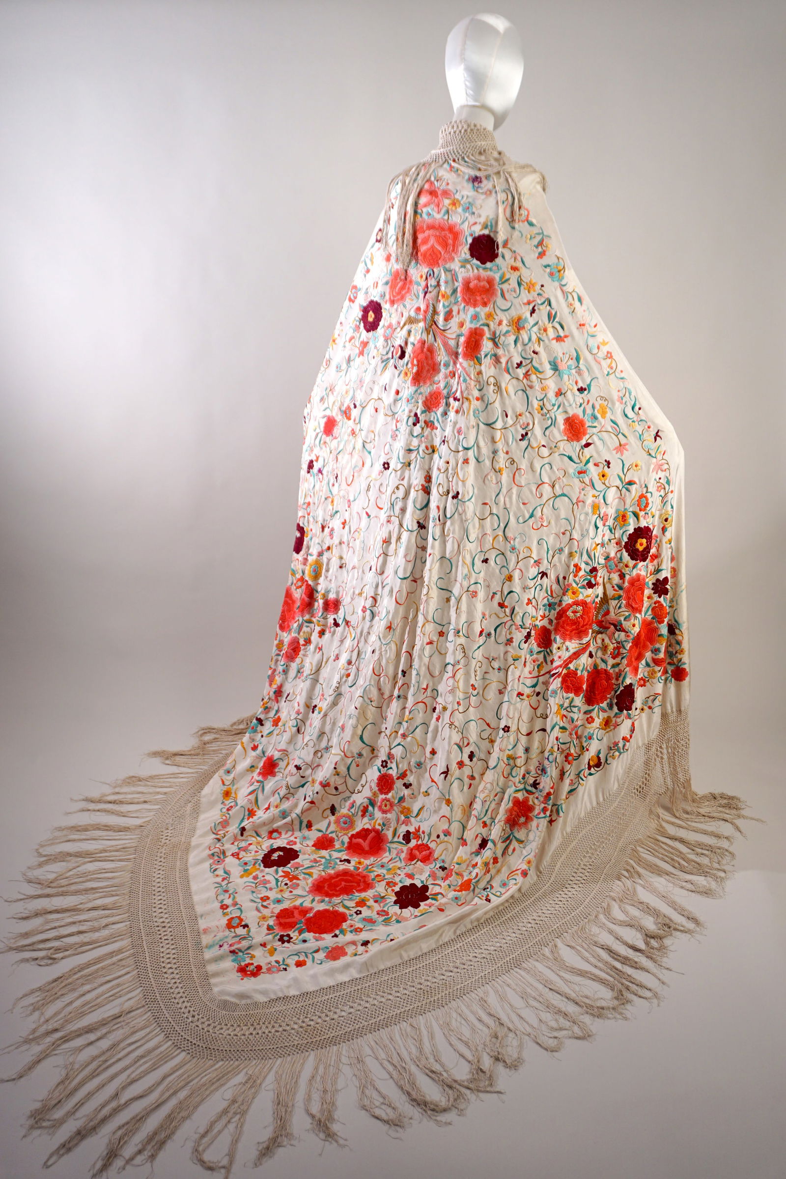 Vintage 1920s Silk Embroidered Rose Shawl with Long Fringe (1 of 13)