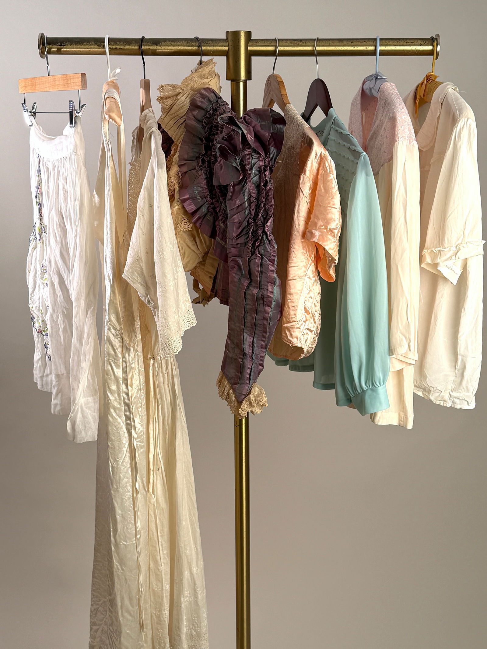 Antique Clothing Group (8): Victorian Bodice, 2 Dresses, Apron & 4 Bed Jackets — As-Is (1 of 19)