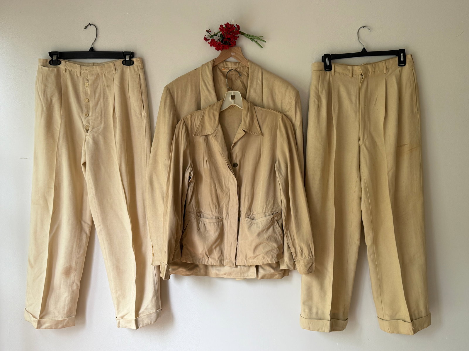 Vintage 1940s Palm Beach Pants Men's Sportswear Trousers & Vtg Jackets Group: Vintage group of five pieces. Two 1940s Palm Beach trousers in soft linen both with original labels. The Airman "Flight Weight" waterproof jacket size xs, and later Lord & Taylor pure silk jacket with