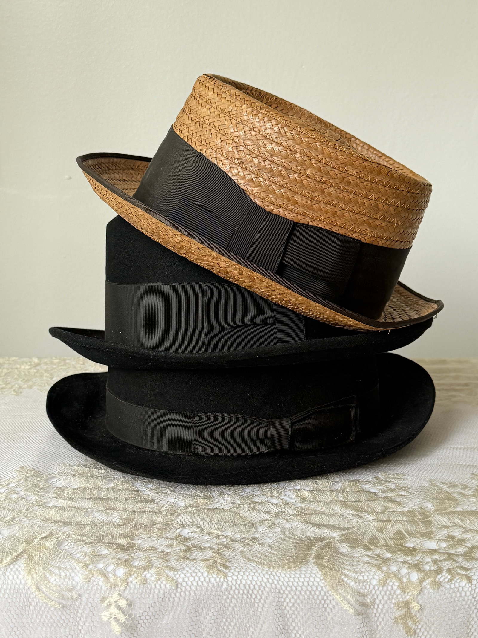 Lot of 3 Men's Vintage Hats Including Dunlap Supreme Fedora Kasmir (1 of 6)