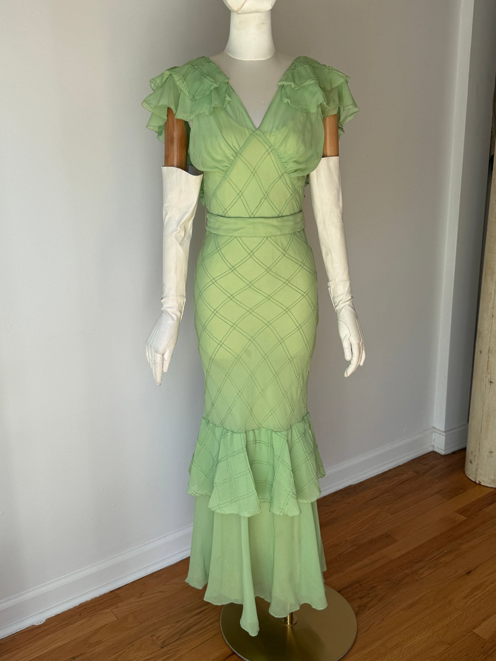 Vintage 1930s Green Silk Chiffon Ruffle Dress with Slip: Wonderful vintage 1930s light green silk chiffon long summer dress with layered ruffled bodice and geometrical pattern and belt. Comes with yellow/ green slip. Measurements: 32" bust, 24"-26" waist.