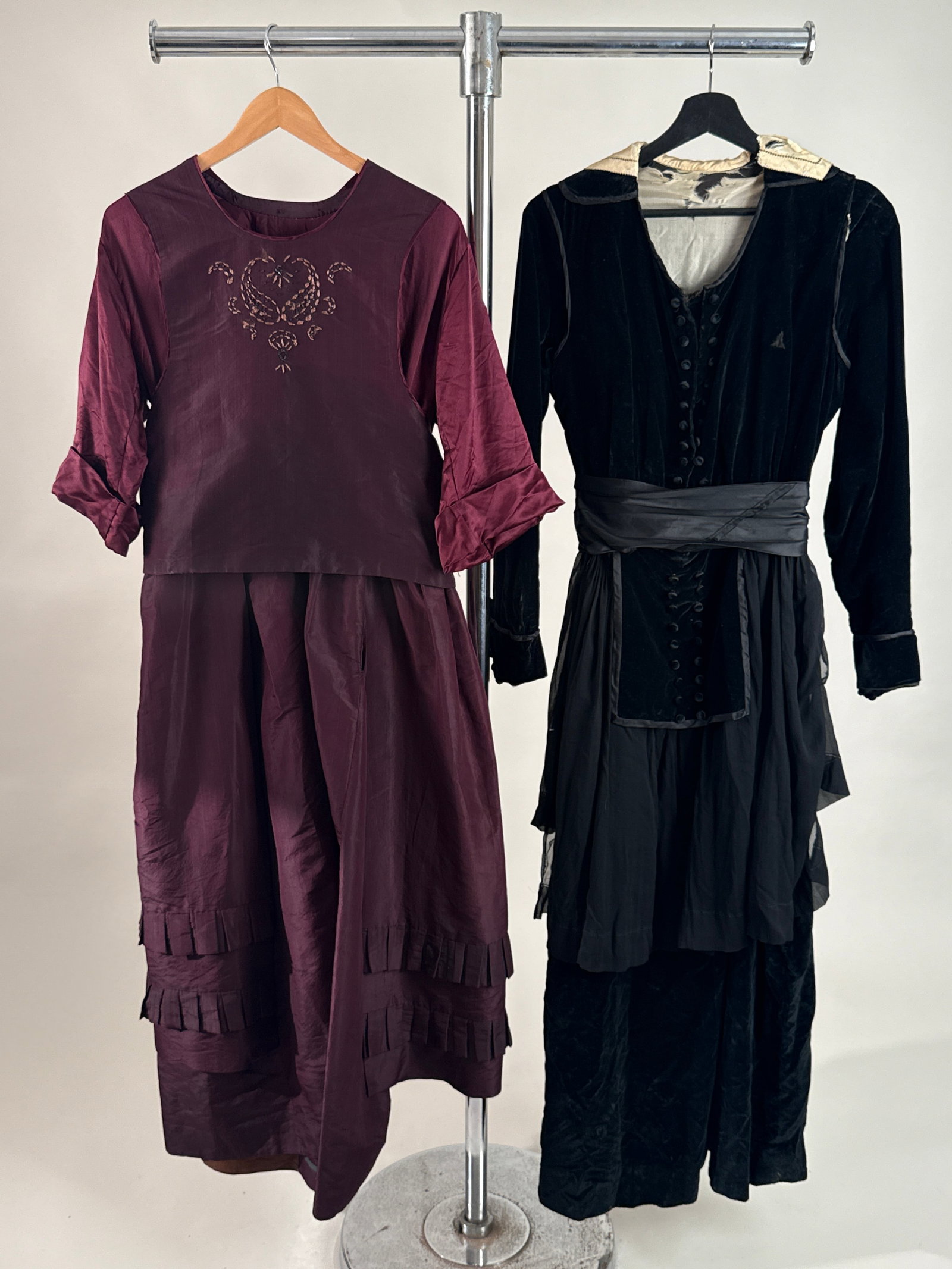 Lot of (2) Antique Edwardian Dresses, Maroon Silk Taffeta & Black Silk Velvet (1 of 10)