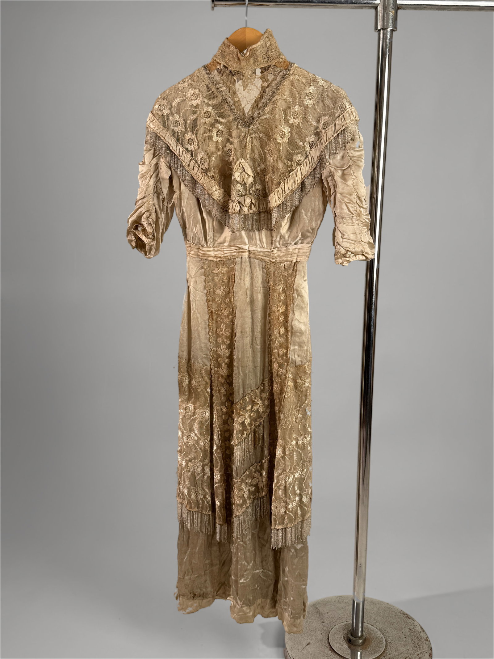 Antique 1900 Fancy Dress Silk Floral Lace Glass Beaded Fringe Gown (1 of 18)