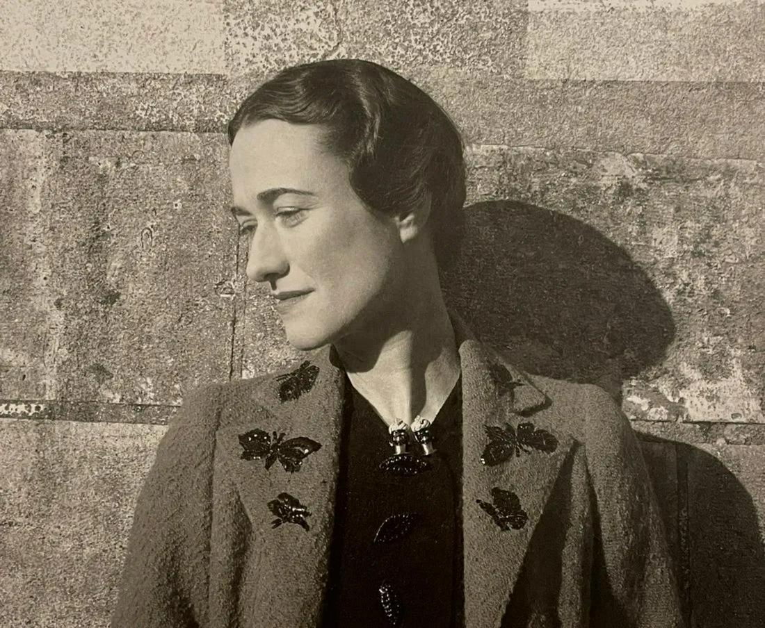 Cecil Beaton - The Duchess of Windsor, 1937: CECIL BEATON (1904-1980) The Duchess of Windsor, 1937 Print in Colors 7 1/4" x 8 1/2"