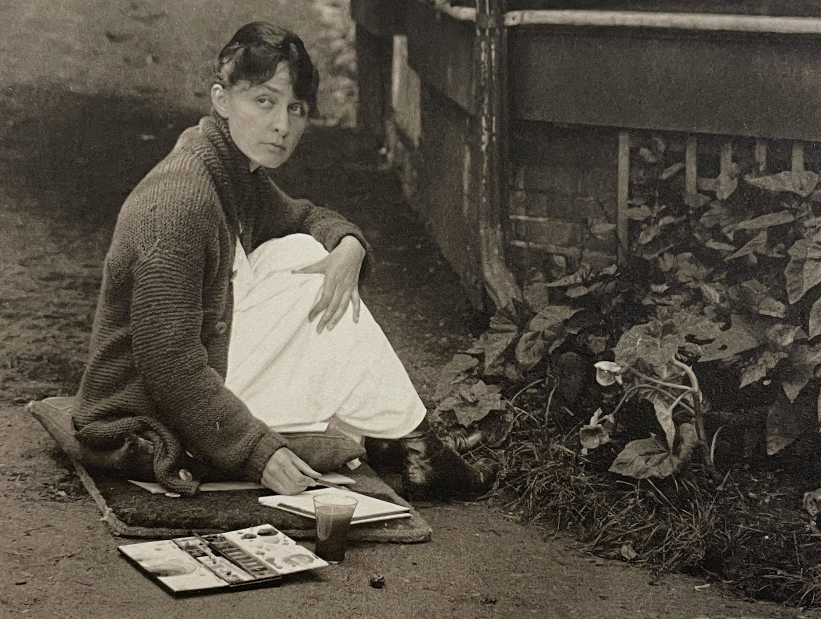 Alfred Stieglitz - Georgia OKeeffe, 1918: ALFRED STIEGLITZ (1864-1946) Georgia OKeeffe, 1918 Print in Colors, Printed in the 1980s 3 1/2" x 4 1/2" Alfred Stieglitz was a renowned photographer who contributed greatly to the development of Mode