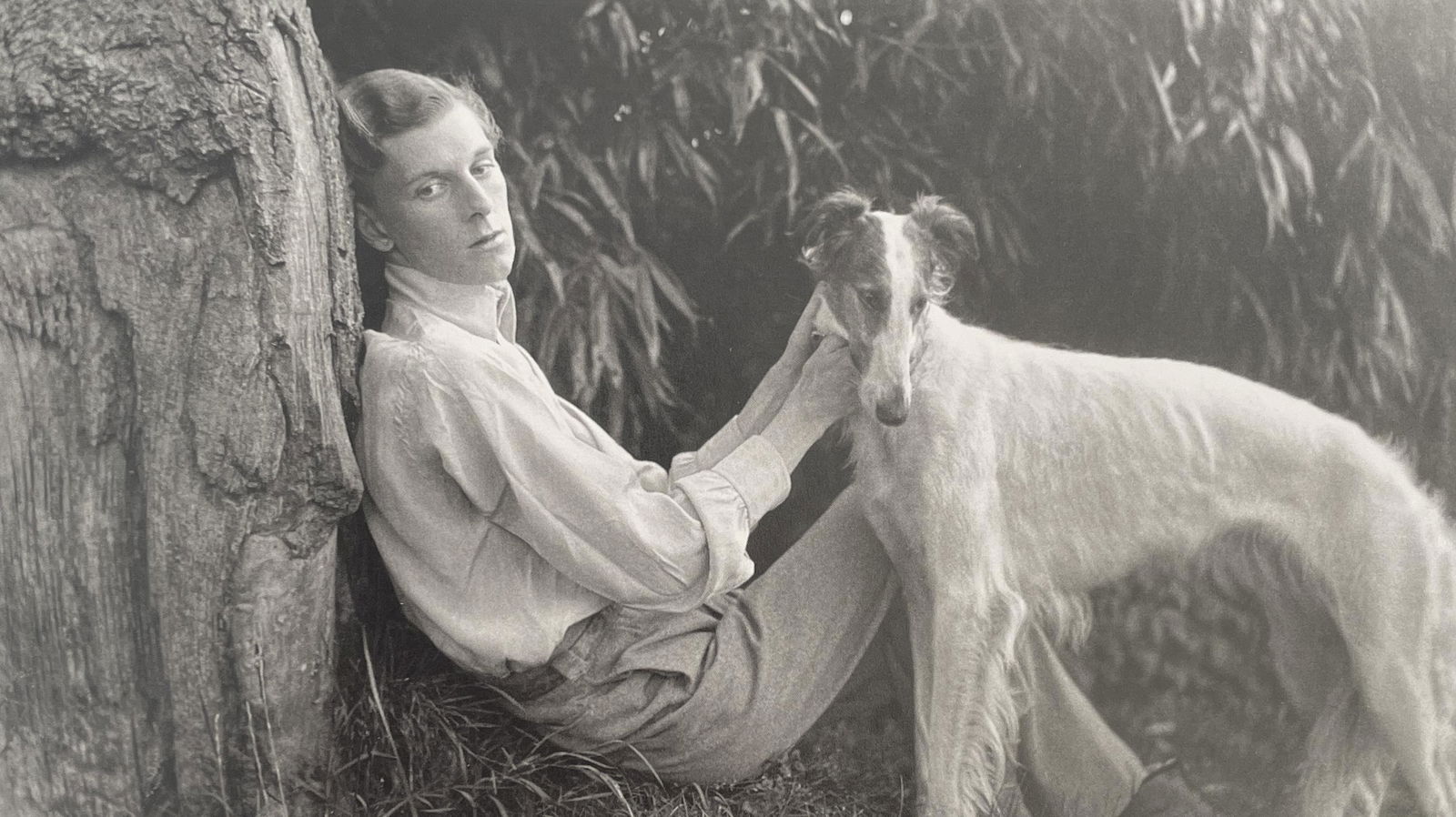 Cecil Beaton - Stephen Tennant, late 1920s: CECIL BEATON (1904-1980) Stephen Tennant, late 1920s Print in Colors 10" x 6" Cecil Beaton was a British photographer and designer best known for his elegant photographs of high society. Working withi