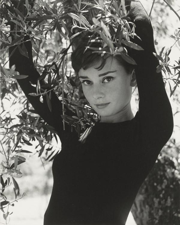 Philippe Halsman - Audrey Hepburn, 1955: PHILIPPE HALSMAN (1906-1979) Audrey Hepburn, Italy, 1955 Print in Colors 6 1/4" x 7 3/4" Philippe Halsman was a Latvian-born American photographer known for his portraits of Marilyn Monroe and collabo