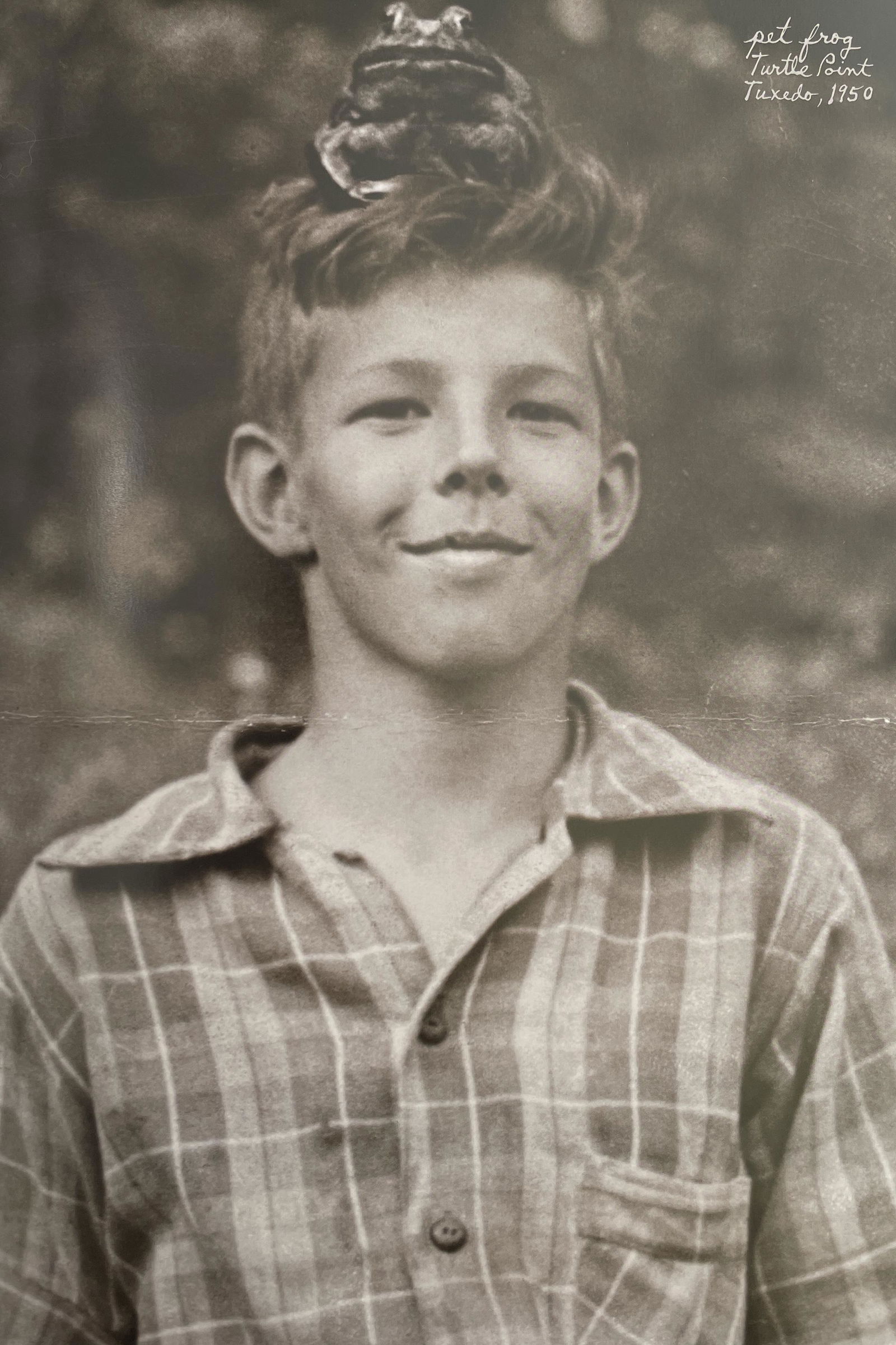 Peter Beard - Pet Frog, Turtle Point, Tuxedo, 1950: PETER BEARD (1938-2020) Title - Pet Frog, Turtle Point, Tuxedo, 1950 Type of Print - Print in ColorsEstimated Image Size - 8" x 12" Peter Beard was an American photographer best known for his document