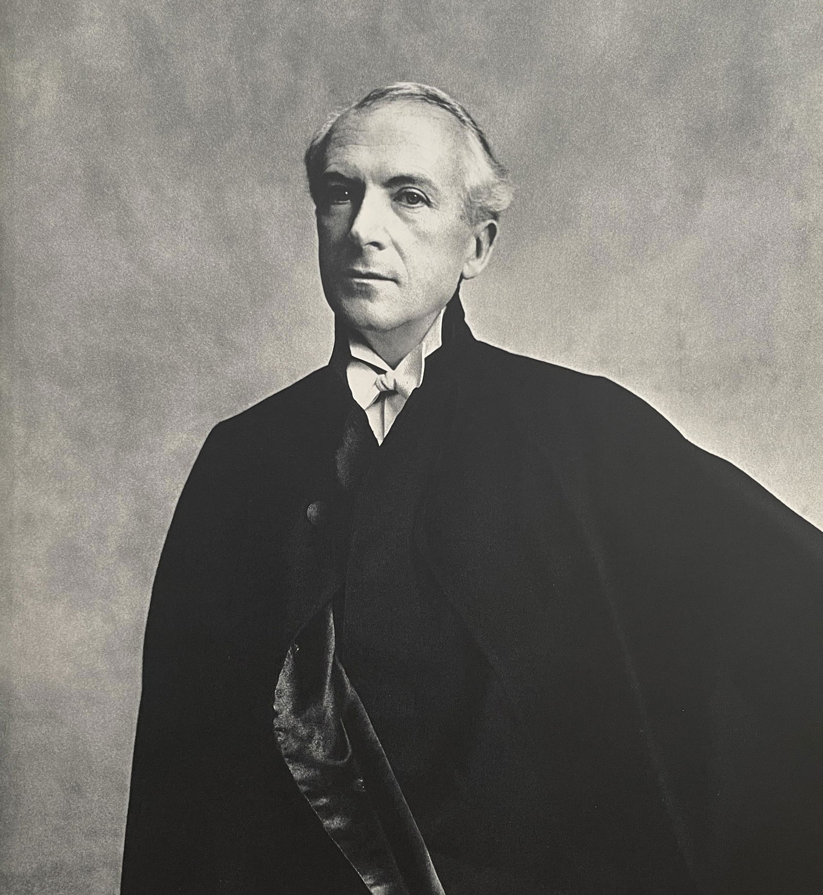 Irving Penn - Cecil Beaton: IRVING PENN (1917-2009) Title - Cecil Beaton Type of Print - Print in Colors Estimated Image Size - 9" x 10" Irving Penn was an American photographer known for both his commercial and fine art work. U