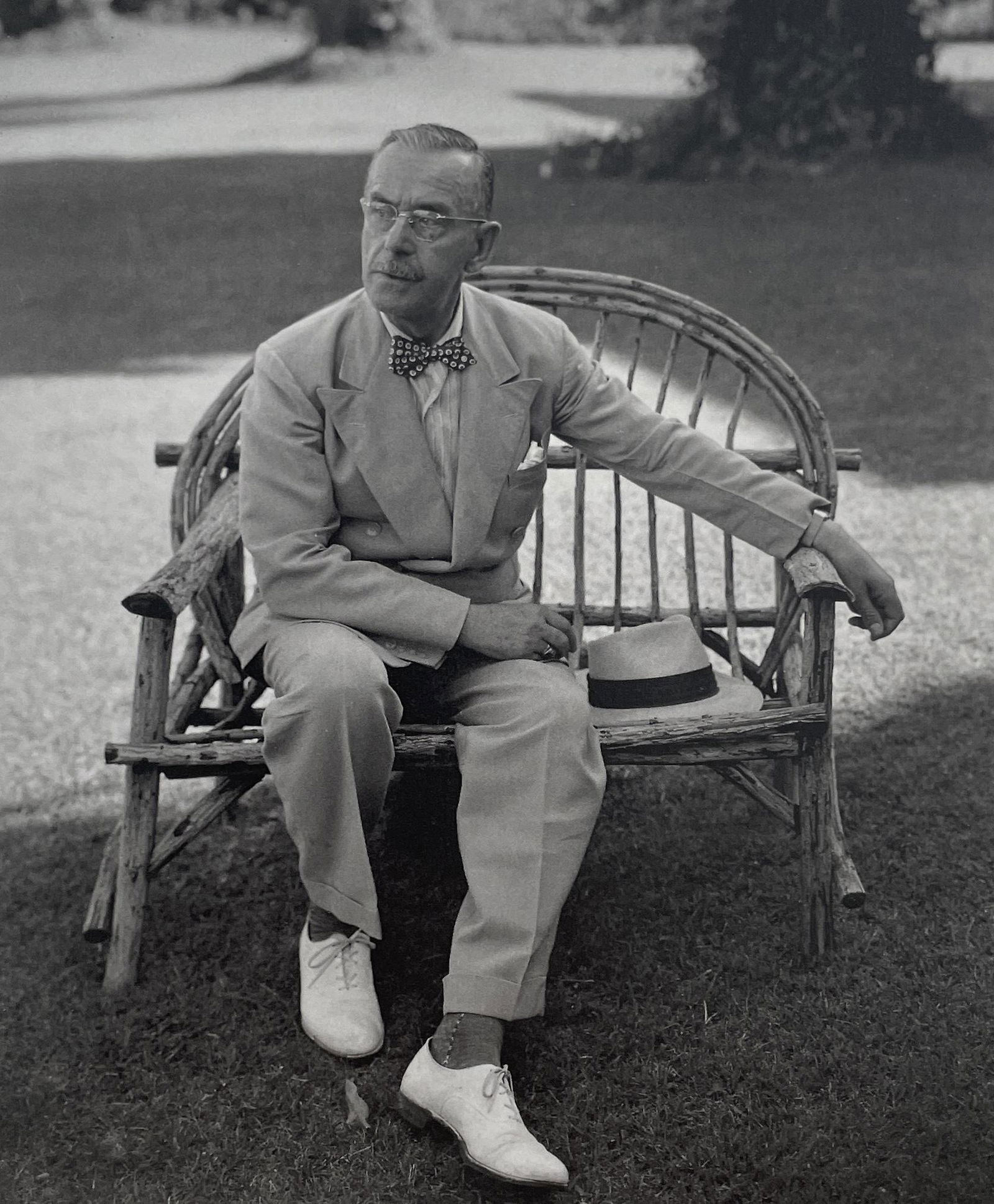 George Platt Lynes - Thomas Mann, 1947: GEORGE PLATT LYNES (1907-1955) Title - Thomas Mann, 1947 Type of Print - Print in Colors Approximate Image Size - 7 1/2" x 6 1/2" George Platt Lynes was an American fashion photographer. His grayscale