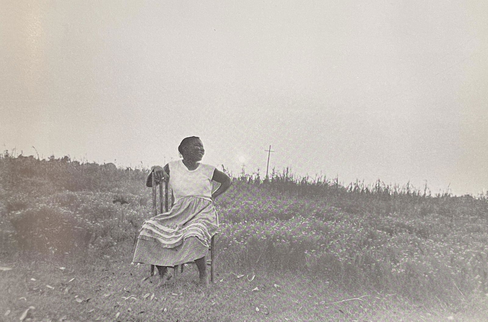 Robert Frank - Beaufort, South Carolina: ROBERT FRANK (1924-2019) Title - Beaufort, South Carolina Type of Print - Print in Colors Estimated Image Size - 7 3/4" x 5" Robert Frank is a Swiss-born American filmmaker and photographer. Character