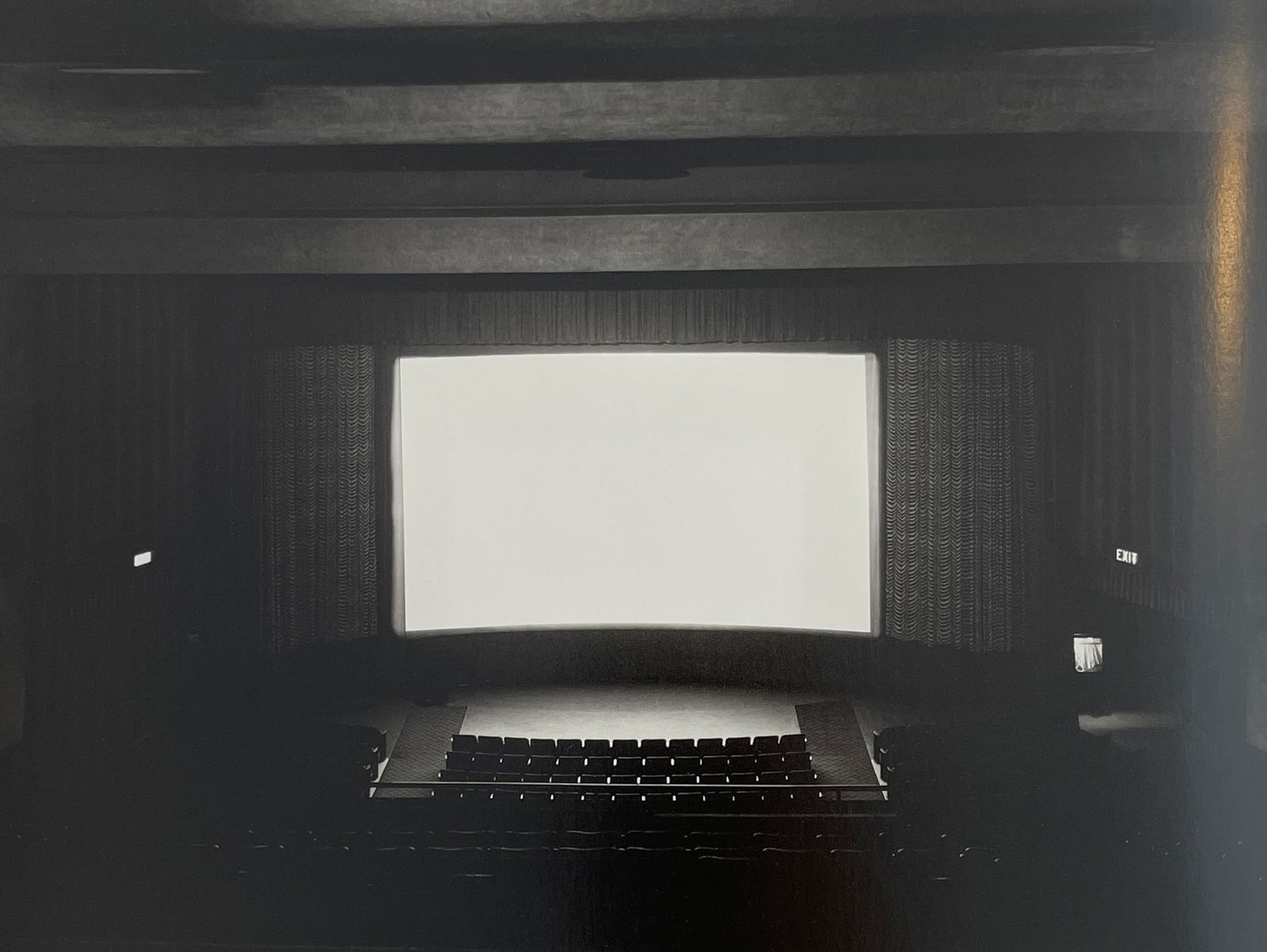 Hiroshi Sugimoto - Astoria, New Yok, 1976 (1 of 1)